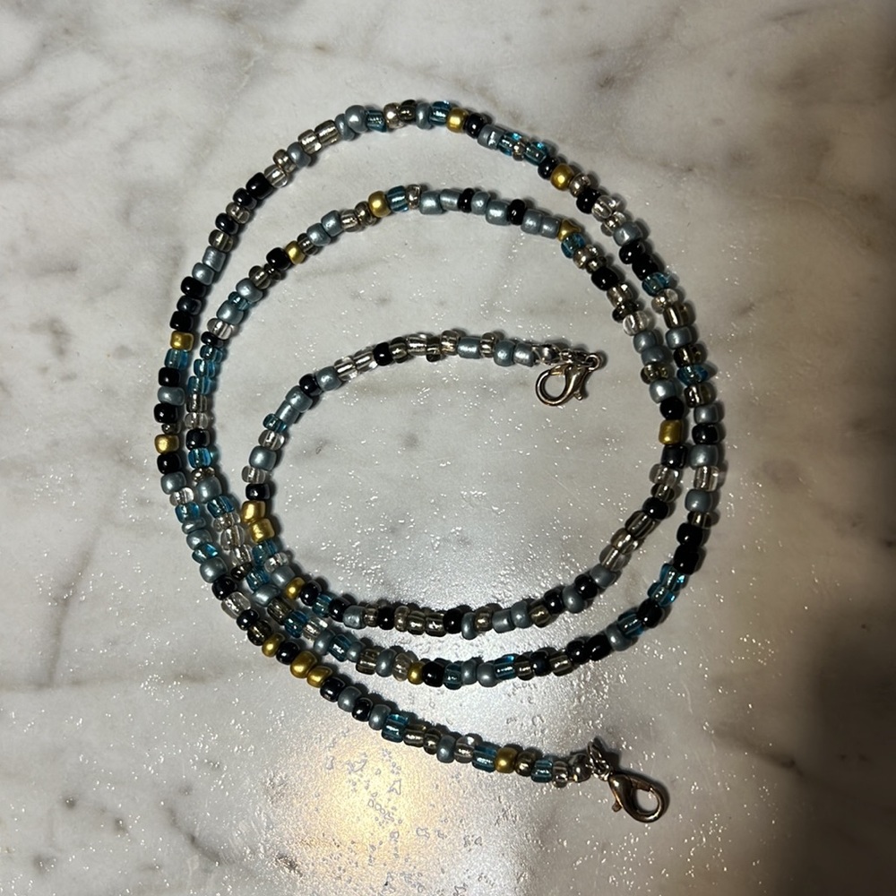 Handmade Beaded Mask Holder NWOT